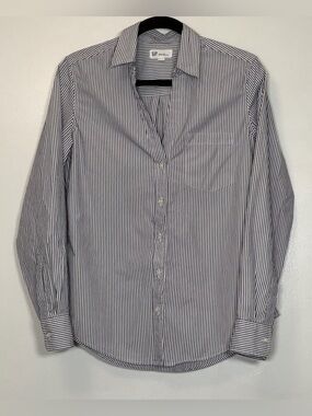 GAP Women’s Perfect Shirt 80s Superfine Poplin Navy and White